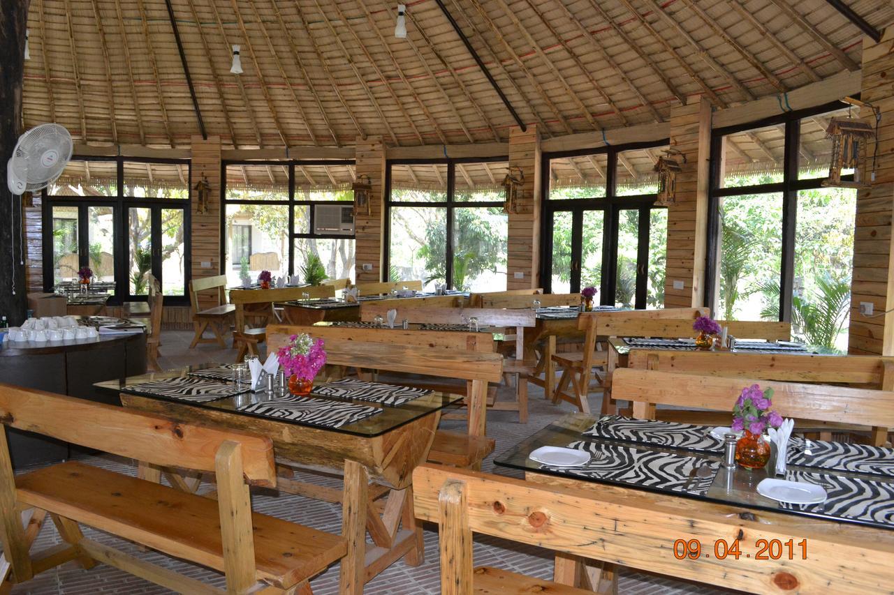 Corbett Wild Iris Spa And Resort Rāmnagar Extérieur photo