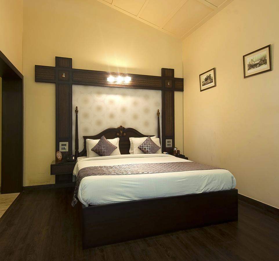Corbett Wild Iris Spa And Resort Rāmnagar Extérieur photo