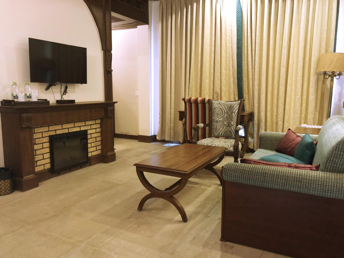 Corbett Wild Iris Spa And Resort Rāmnagar Extérieur photo