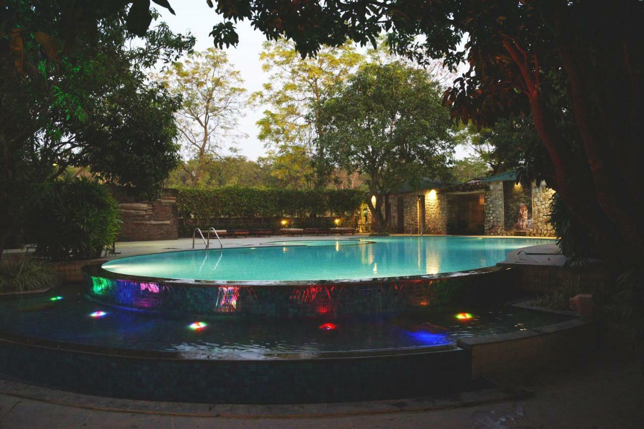 Corbett Wild Iris Spa And Resort Rāmnagar Extérieur photo